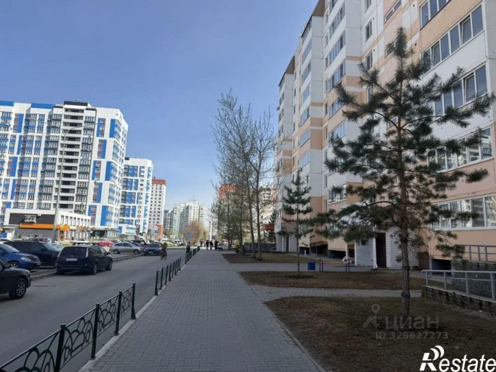 3-комн квартира ул Сергея Семенова, 19,  д. 19