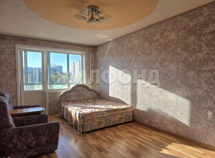 2-комн квартира Антона Петрова улица, д.128