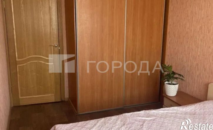 5-комн квартира улица Попова, 100,  д. 100