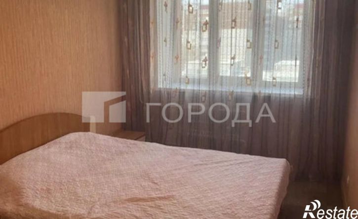 5-комн квартира улица Попова, 100,  д. 100