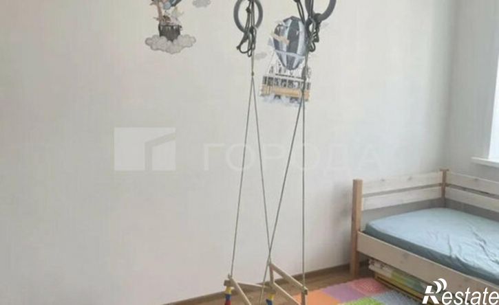 5-комн квартира улица Попова, 100,  д. 100