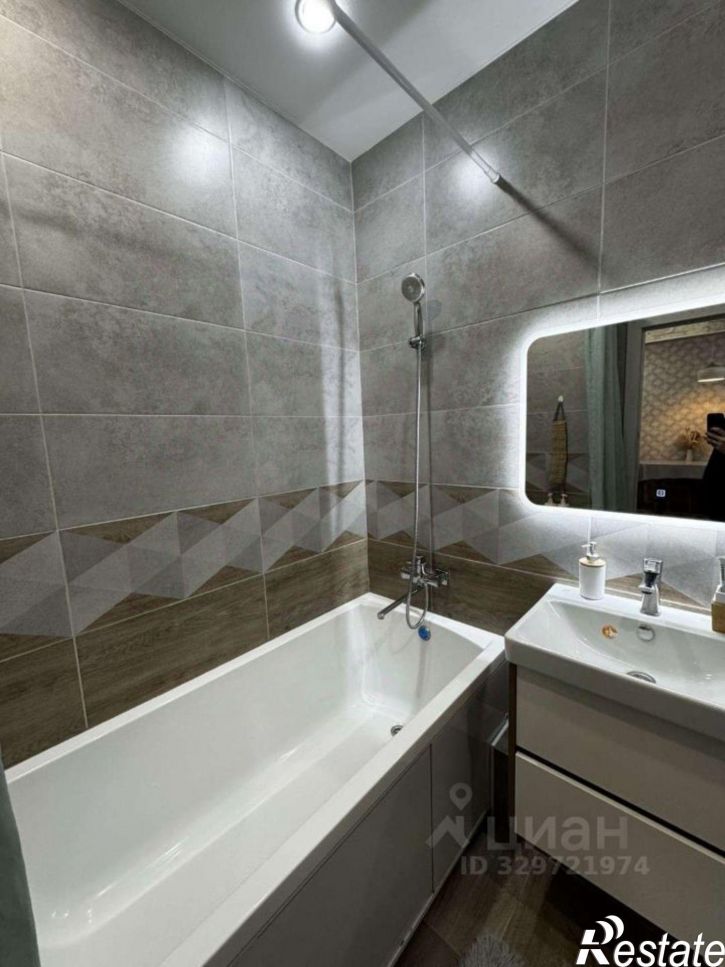 3-комн квартира ул Кутузова, 14А,  д. 14А