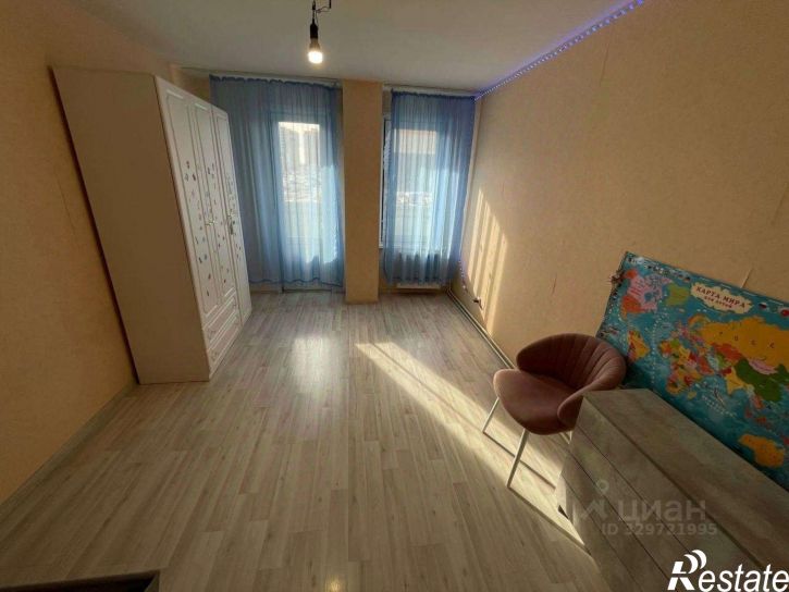 3-комн квартира ул Сергея Ускова, 23,  д. 23