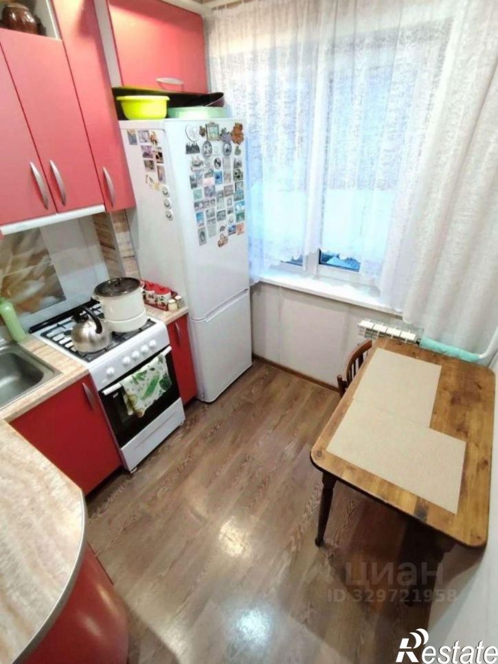 3-комн квартира ул Георгия Исакова, 233,  д. 233