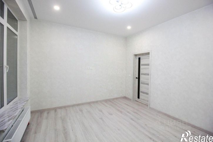 2-комн квартира проспект Строителей, 18 к1,  д. 18 к1