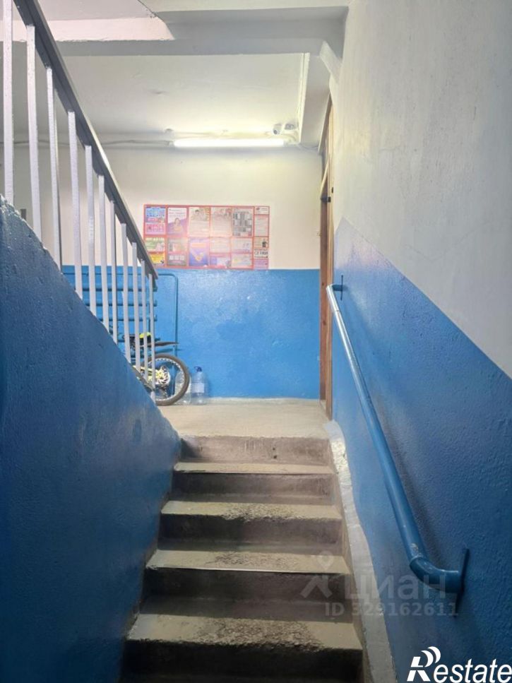 3-комн квартира ул Кавалерийская, 8,  д. 8