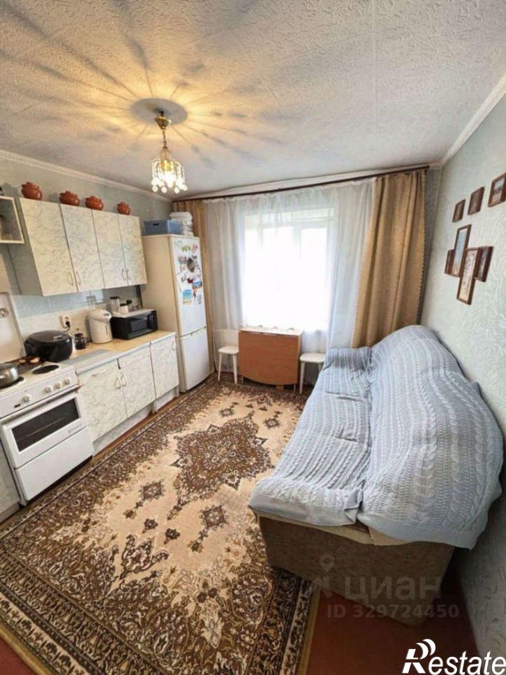 2-комн квартира улица Сухэ-Батора, 35,  д. 35