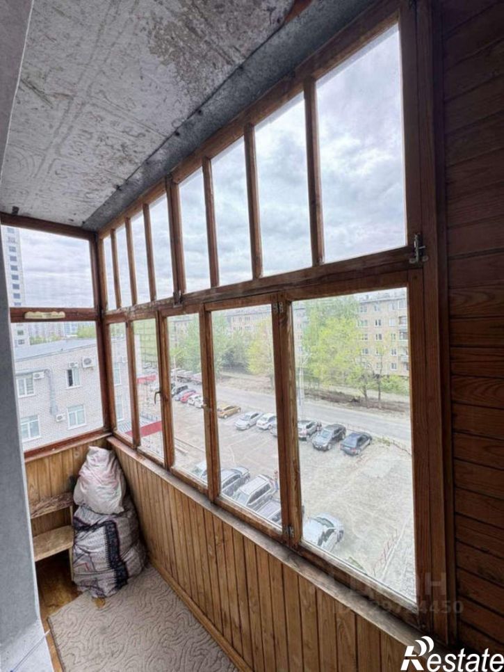 2-комн квартира улица Сухэ-Батора, 35,  д. 35