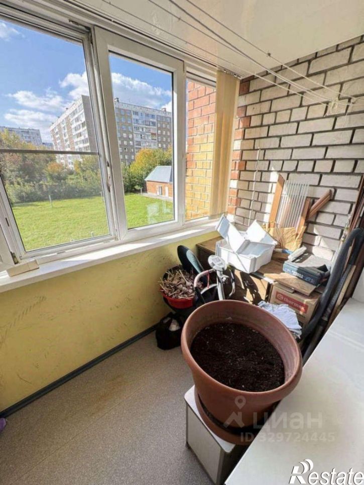 3-комн квартира ул Шумакова, 16,  д. 16