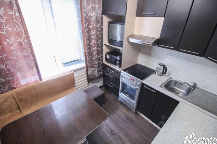 2-комн квартира улица Шукшина, 18,  д. 18