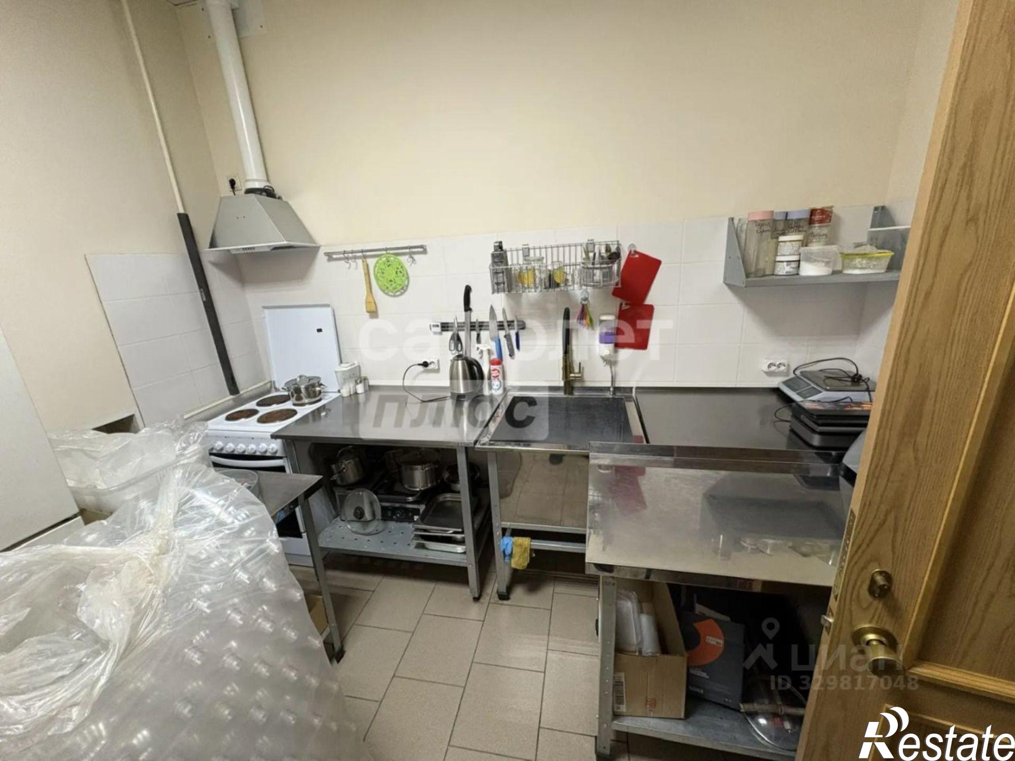 Сдать торговое помещение за 69 592 рублей на ул Пионеров, 4