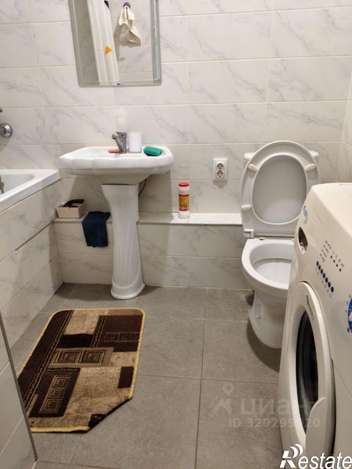 2-комн квартира ул Солнечная Поляна, 94 1,  д. 94 1,  к. 1