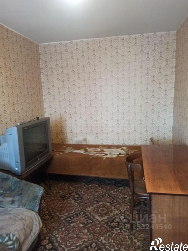 2-комн квартира улица Парижской Коммуны, 46,  д. 46