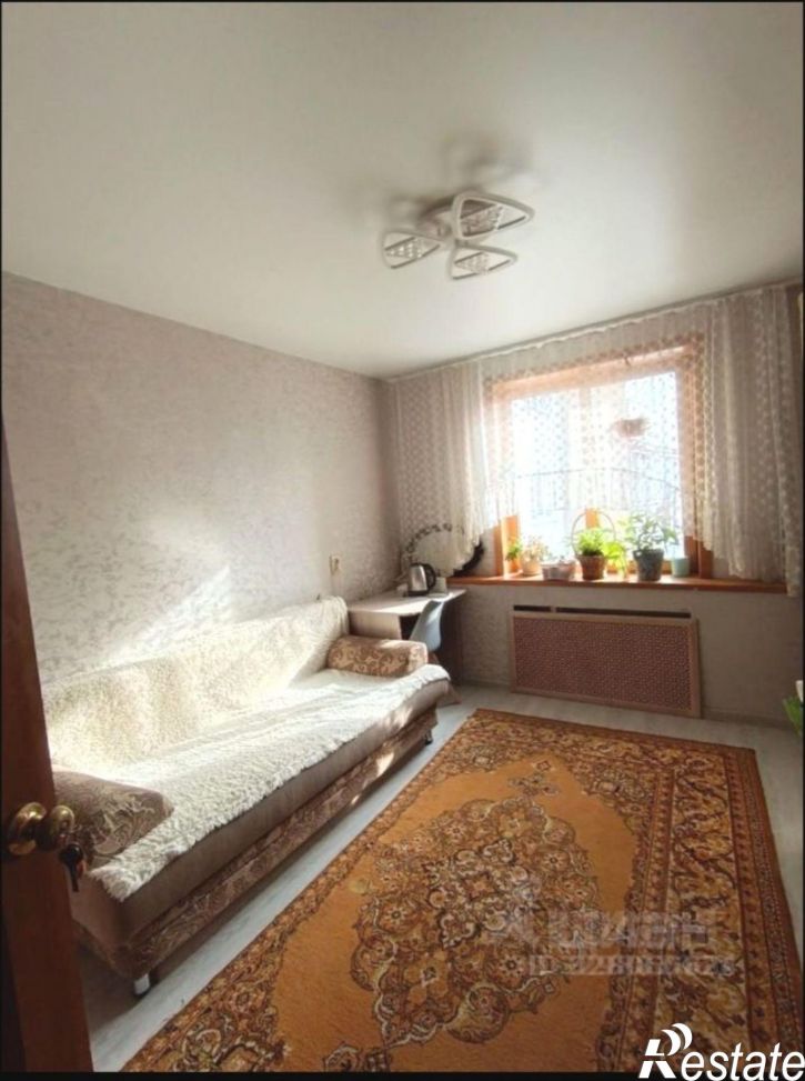 Комната улица Веры Кащеевой, 19,  д. 19