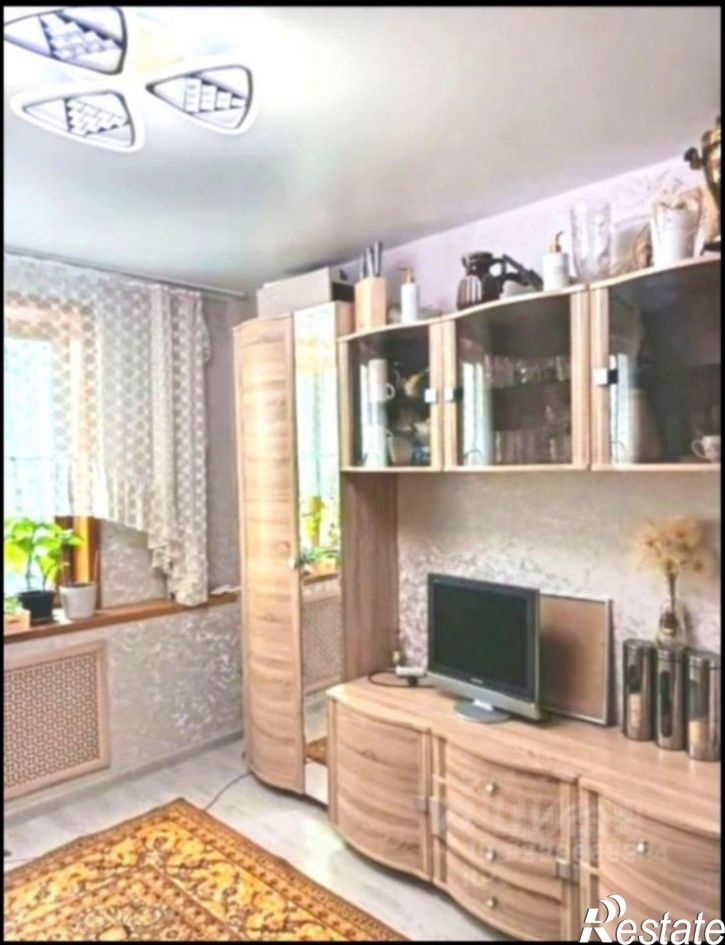 Комната улица Веры Кащеевой, 19,  д. 19