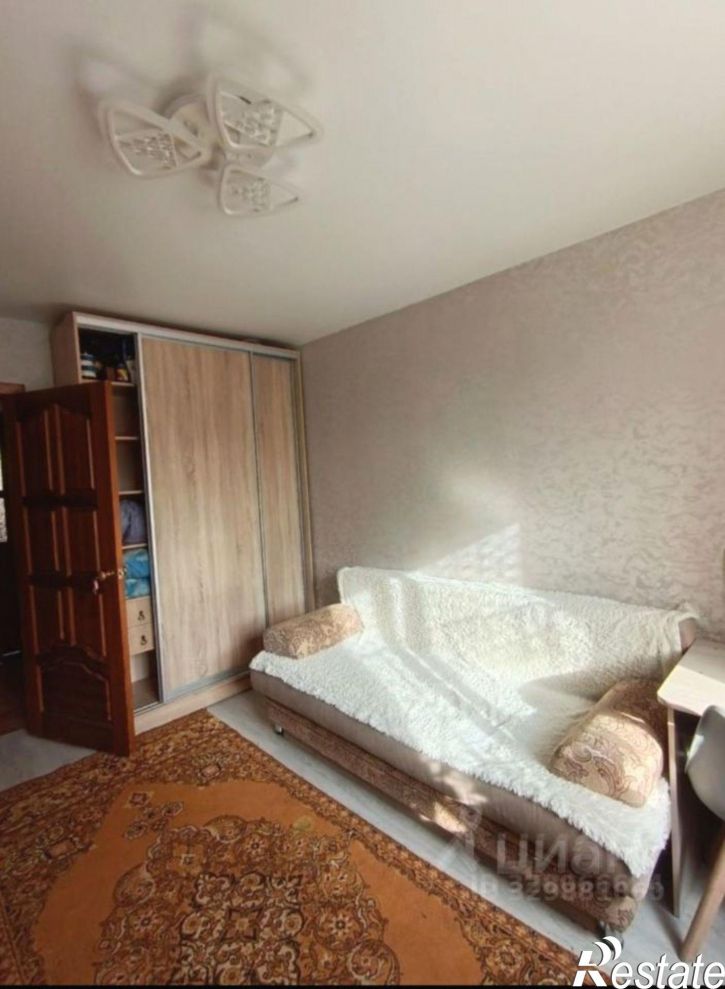 Комната улица Веры Кащеевой, 19,  д. 19