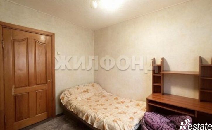 3-комн квартира улица Антона Петрова, 134,  д. 134