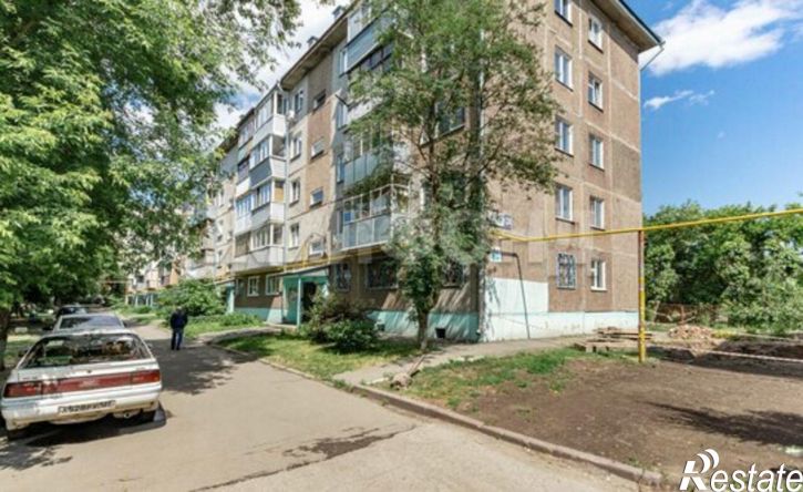 3-комн квартира улица Антона Петрова, 134,  д. 134