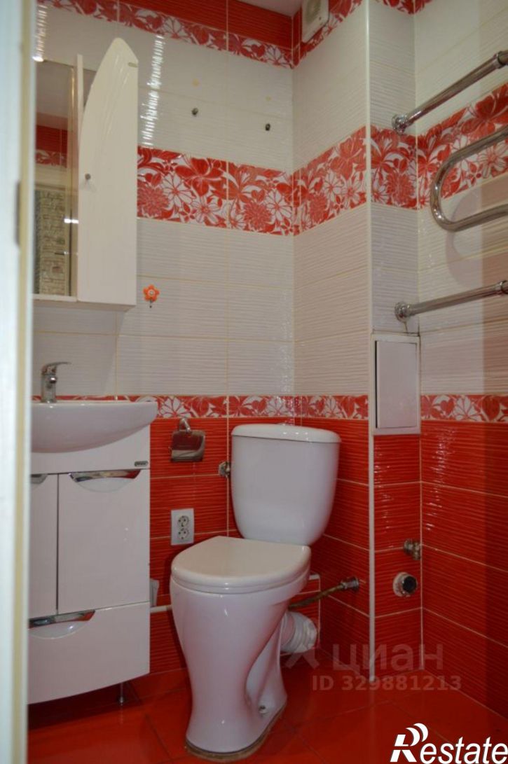 3-комн квартира ул Бабуркина, 10,  д. 10