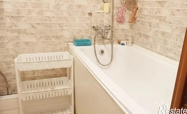 2-комн квартира ул Веры Кащеевой, 13,  д. 13