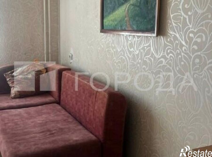 3-комн квартира улица Юрина, 114А,  д. 114А