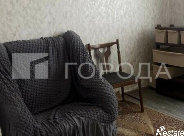 3-комн квартира улица Юрина, 114А,  д. 114А
