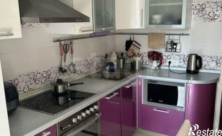 3-комн квартира ул Юрина, 220А,  д. 220А