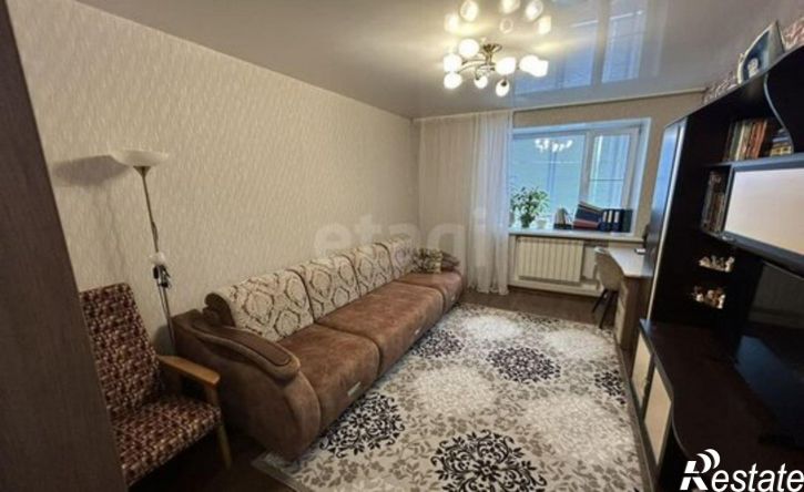 3-комн квартира ул Юрина, 220А,  д. 220А