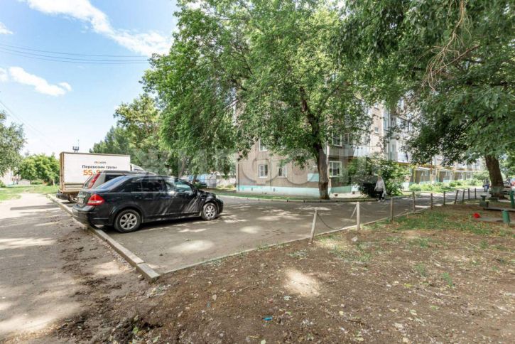 3-комн квартира Антона Петрова улица, д.134