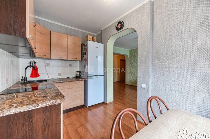 3-комн квартира улица Попова, 85,  д. 85