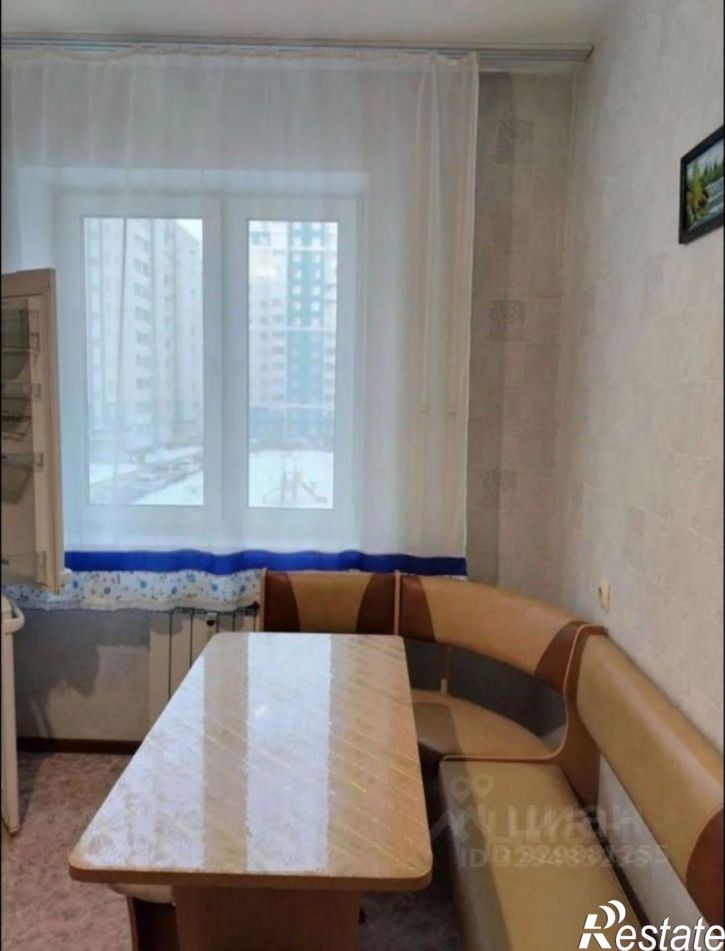 3-комн квартира Взлётная улица, 50,  д. 50