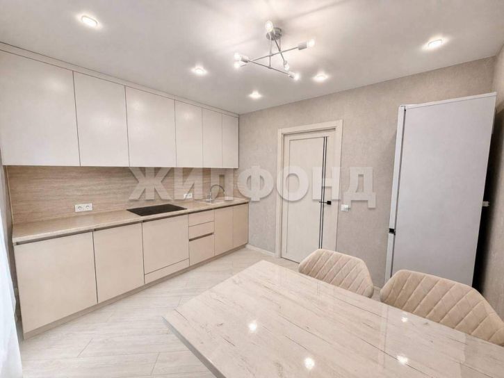 2-комн квартира Северный Власихинский проезд, д.131к1