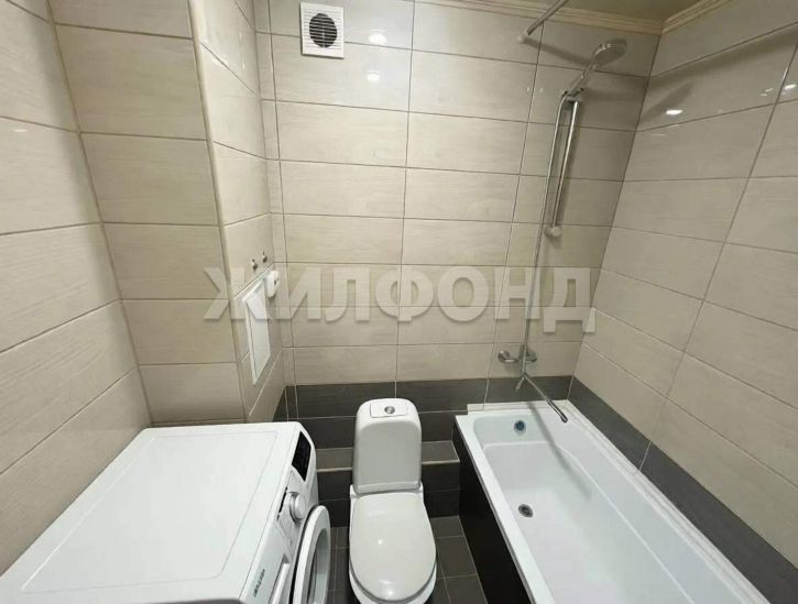 Студия Гущина улица, д.175
