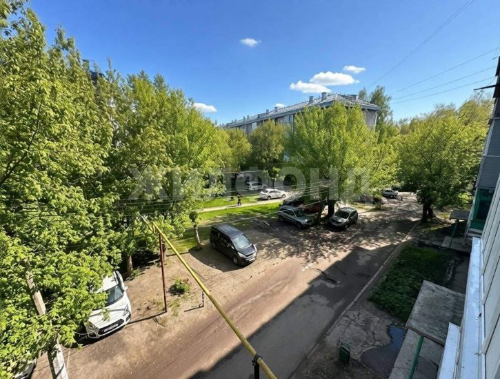 2-комн квартира Антона Петрова улица, д.186