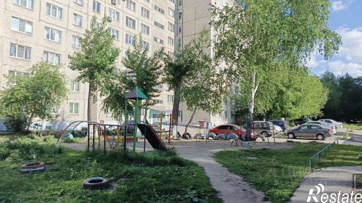 2-комн квартира ул Попова, 10/2,  д. 10/2