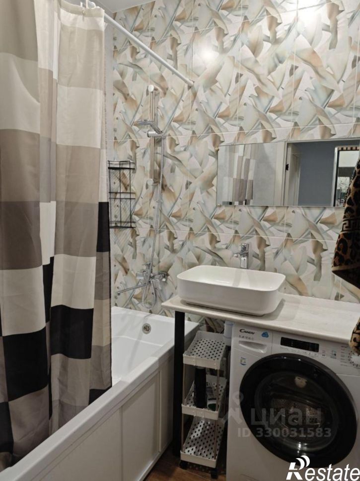 2-комн квартира Южный тракт, 15 4,  д. 15 4,  к. 4