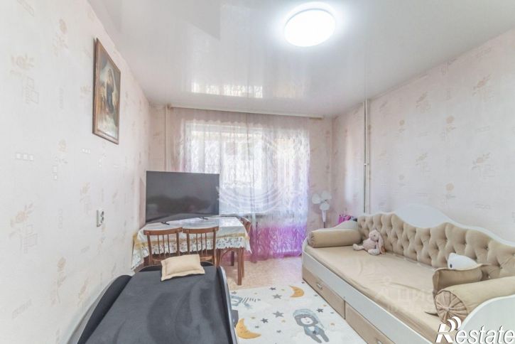 3-комн квартира Червонная улица, 2,  д. 2