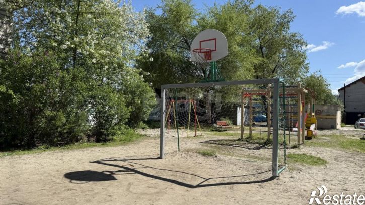 2-комн квартира ул Сухэ-Батора, 8,  д. 8