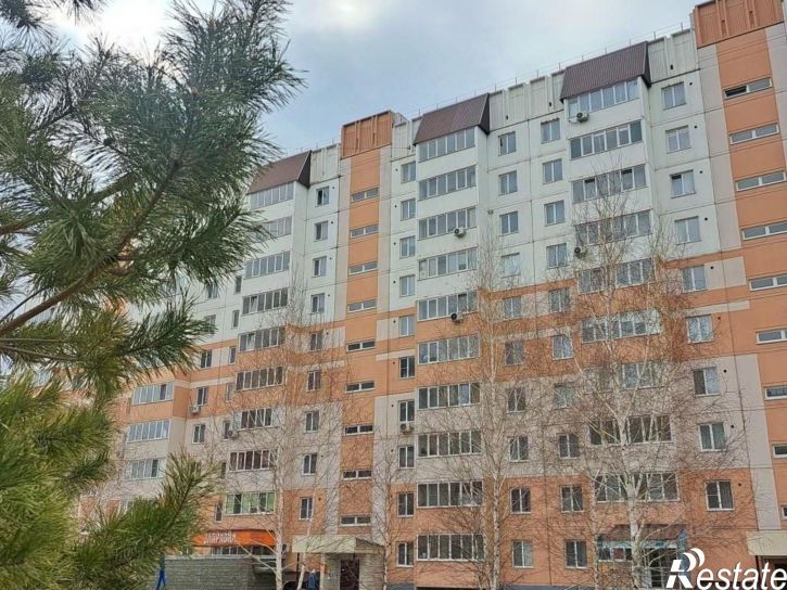 3-комн квартира ул Лазурная, 54,  д. 54
