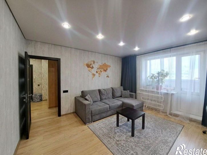 3-комн квартира ул Лазурная, 54,  д. 54