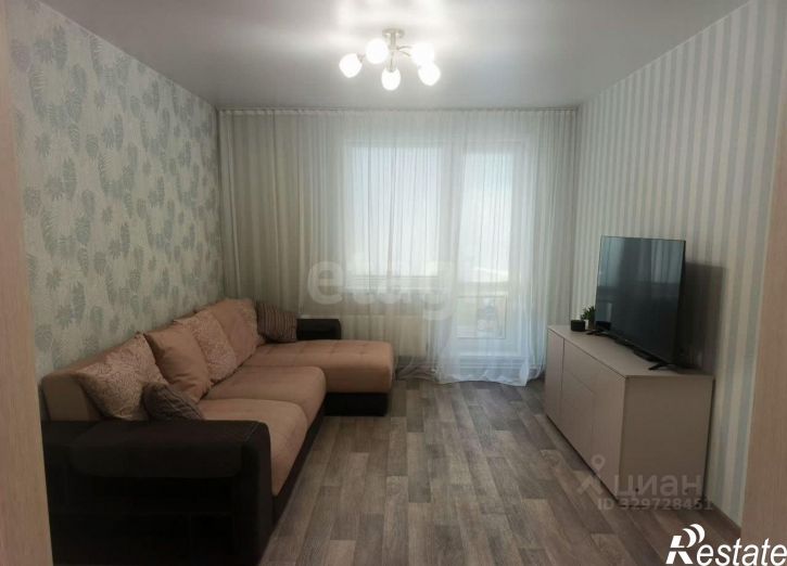 2-комн квартира ул Сергея Ускова, 42,  д. 42