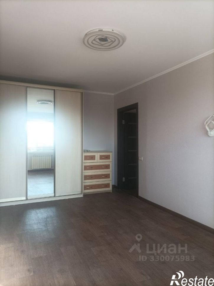 2-комн квартира улица Юрина, 221Б,  д. 221Б