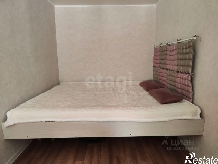 2-комн квартира пр-кт Строителей, 12,  д. 12