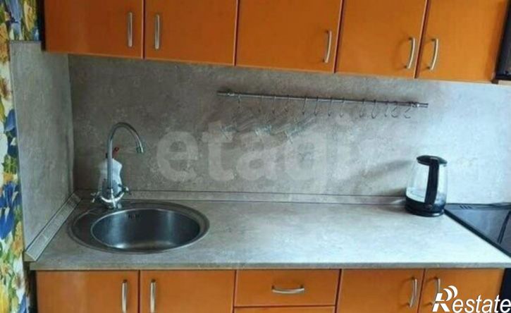 3-комн квартира улица Октябрят, 44,  д. 44