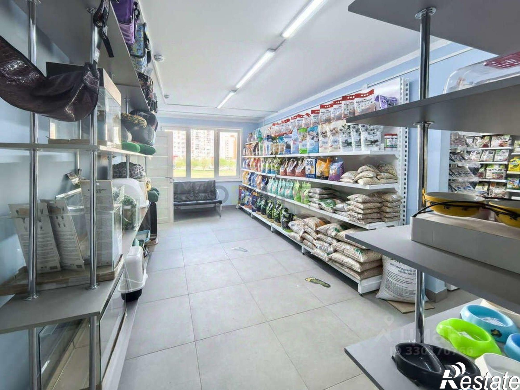Купить торговое помещение за 15 500 100 рублей на проспект Энергетиков, 4