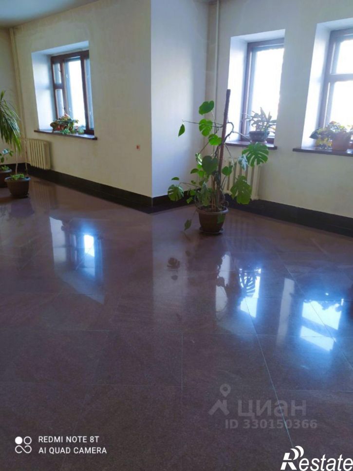 4-комн квартира улица Профинтерна, 40А,  д. 40А