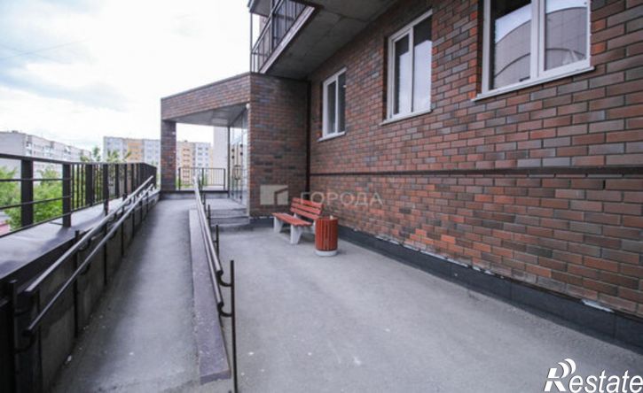 3-комн квартира улица Папанинцев, 145,  д. 145