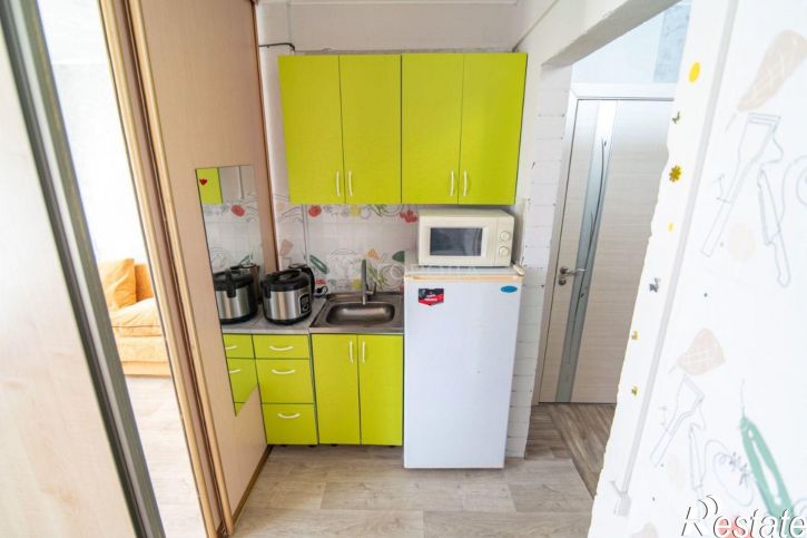 2-комн квартира улица Советской Армии, 60,  д. 60