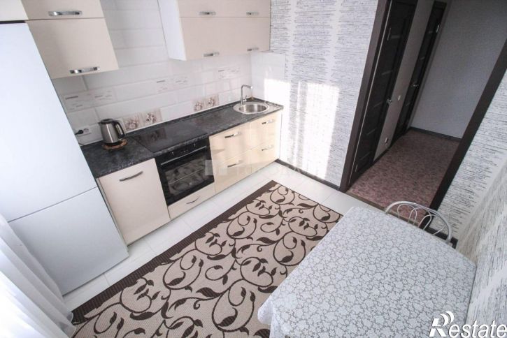 2-комн квартира ул 280-летия Барнаула, 4,  д. 4