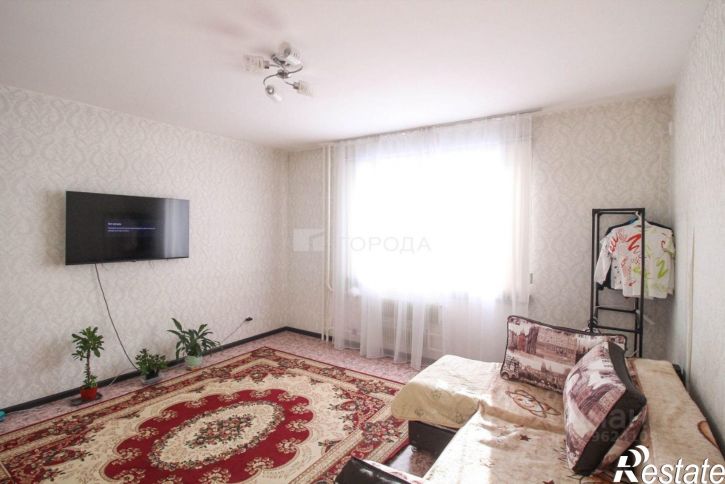 2-комн квартира ул 280-летия Барнаула, 4,  д. 4